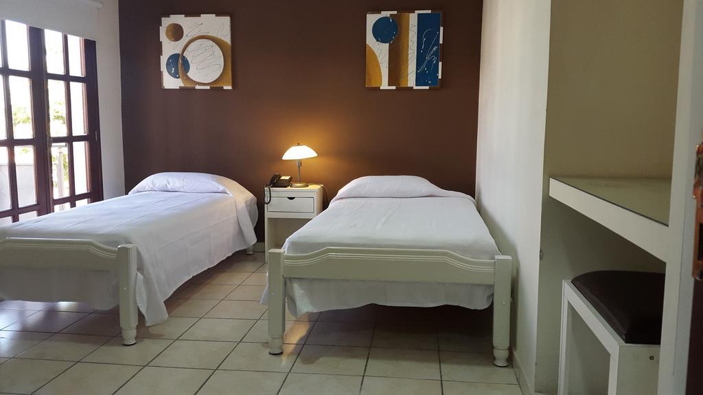 Hotel Boutique Santiago Santiago del Estero Szoba fotó